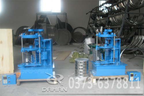 拍擊式標(biāo)準(zhǔn)振篩機